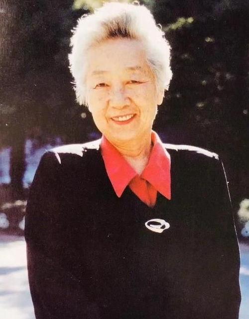 娱乐圈爆料于蓝,蓝生成新恋情曝光，神秘男友身份引热议  第3张